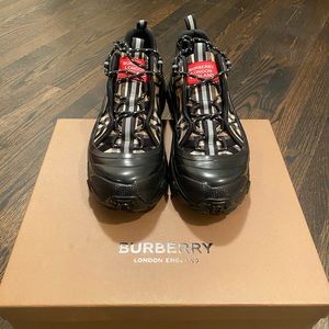 Burberry Arthur Sneaker